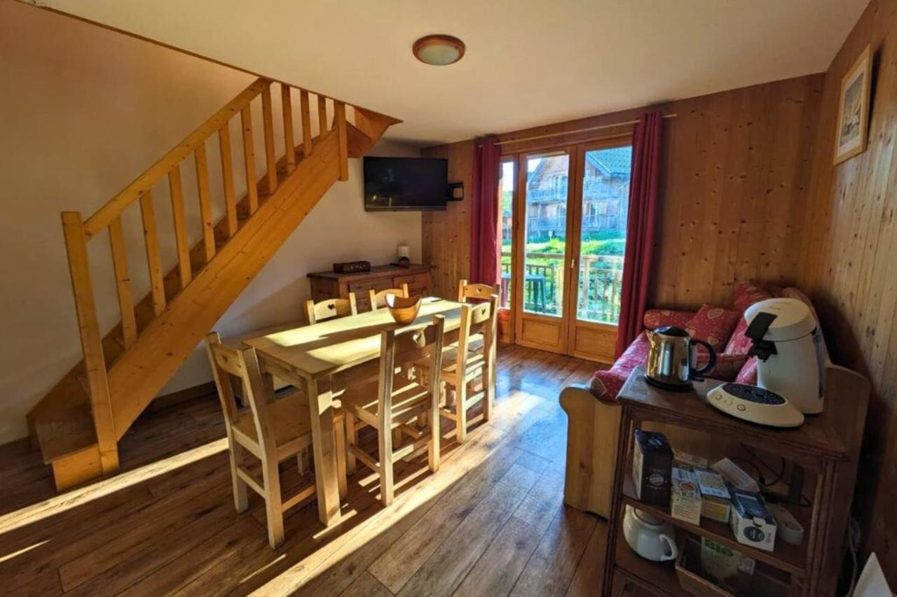 Chalet Moeki Acces Piscine Sauna Les Déserts Esterno foto