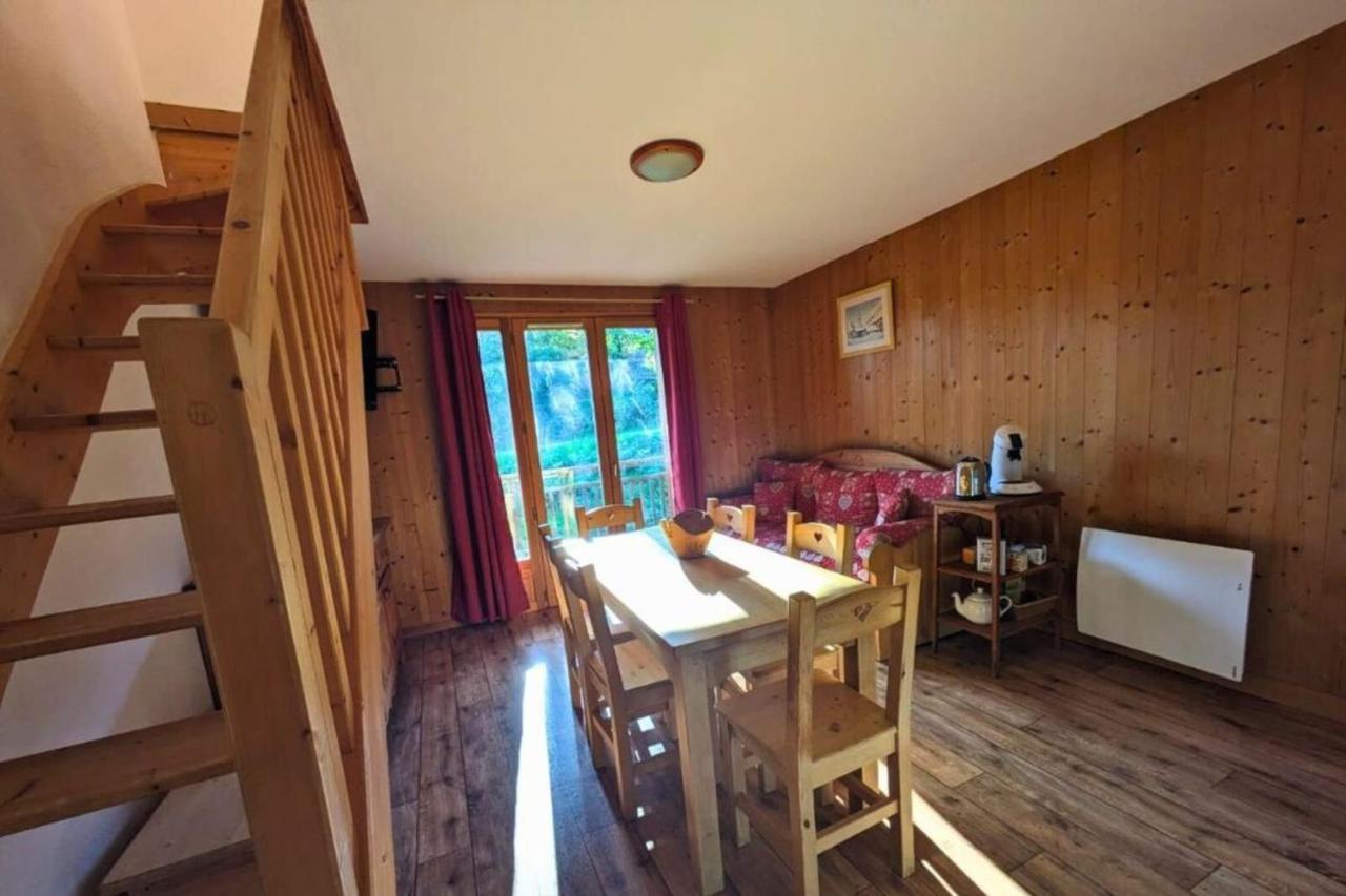 Chalet Moeki Acces Piscine Sauna Les Déserts Esterno foto